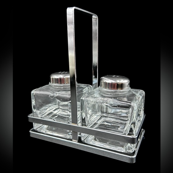 Clear Table craft glass set salt and pepper. - Picture 3 of 8
